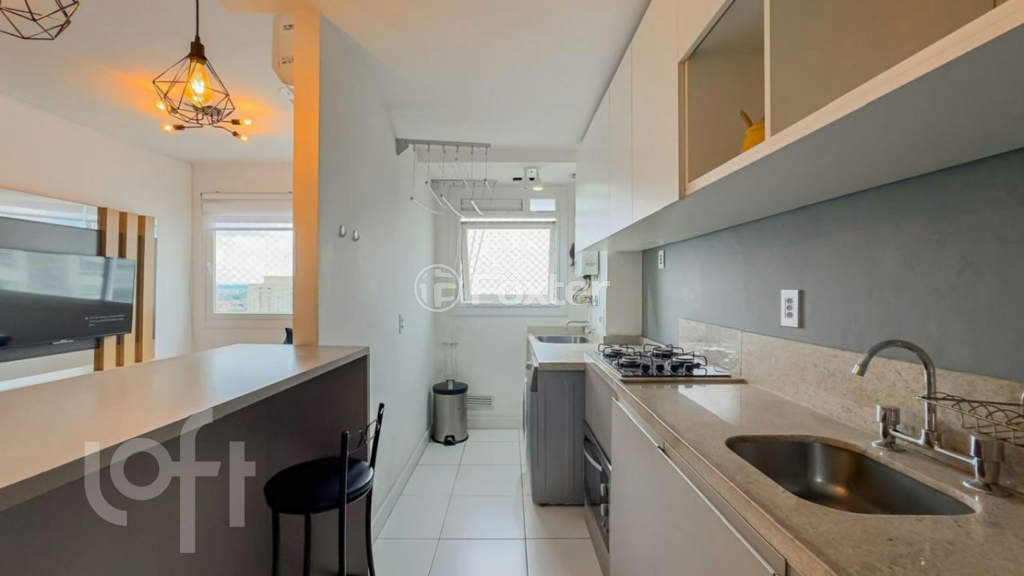 Apartamento à venda com 2 quartos, 60m² - Foto 7