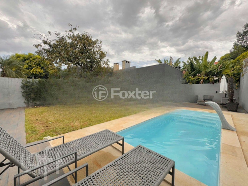 Casa à venda com 3 quartos, 240m² - Foto 46