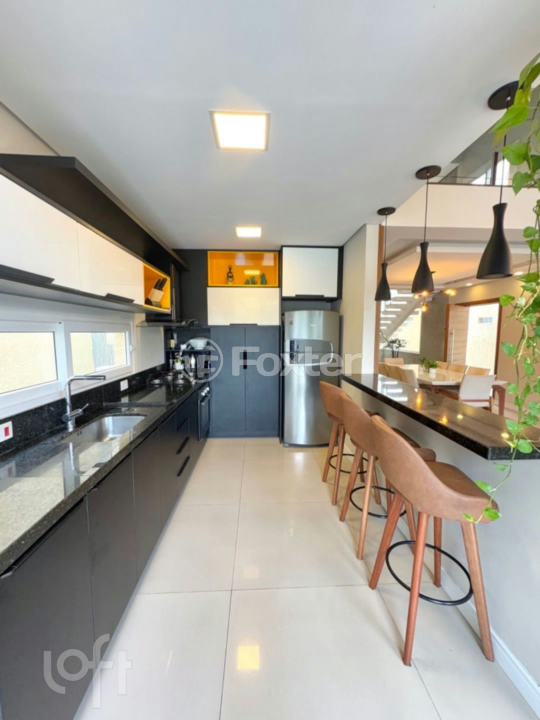 Casa à venda com 3 quartos, 240m² - Foto 56