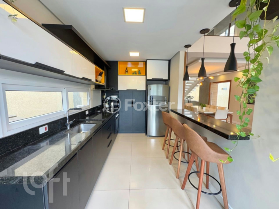 Casa à venda com 3 quartos, 240m² - Foto 55