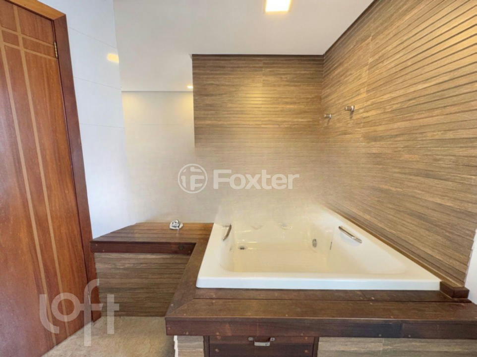Casa à venda com 3 quartos, 240m² - Foto 18