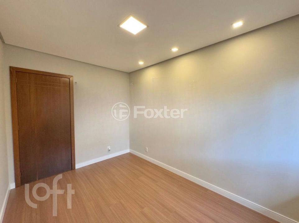 Casa à venda com 3 quartos, 240m² - Foto 29