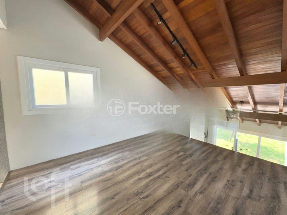 Casa à venda com 3 quartos, 240m² - Foto 9