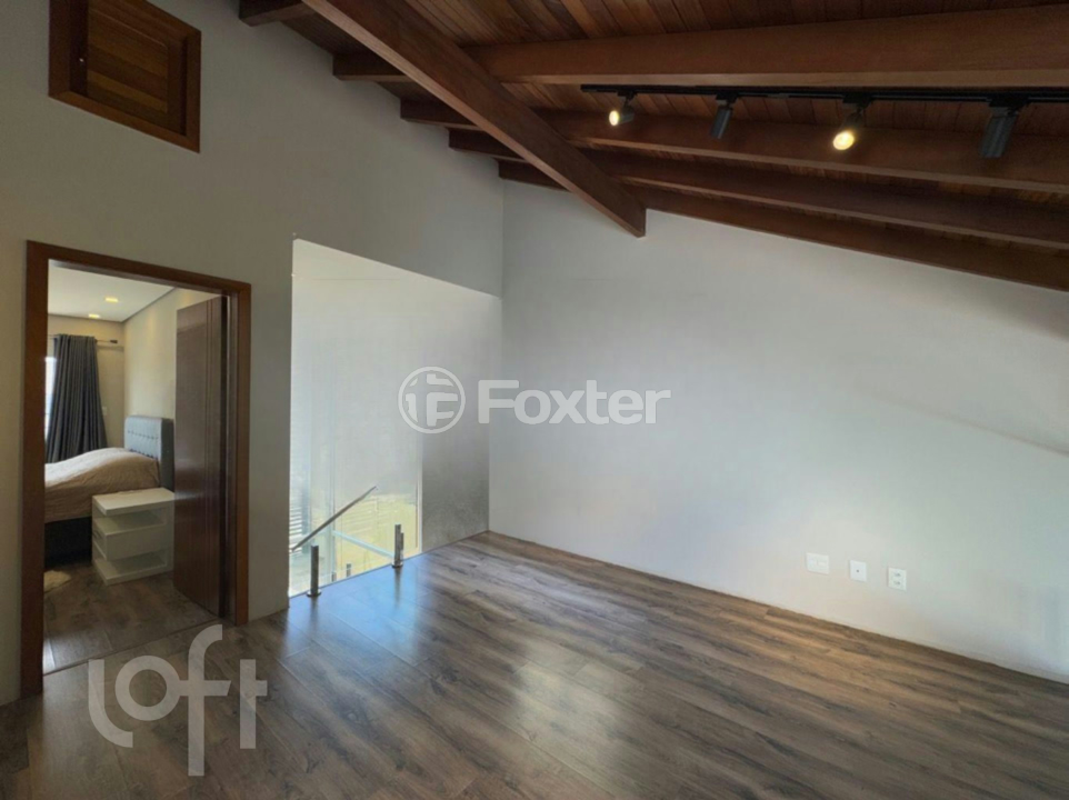 Casa à venda com 3 quartos, 240m² - Foto 6