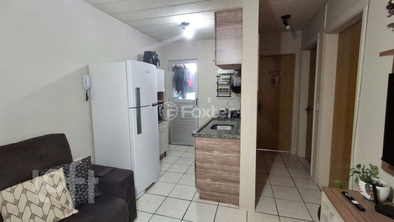 Apartamento à venda com 2 quartos, 45m² - Foto 2