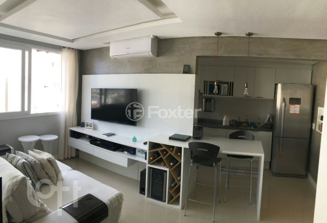 Apartamento à venda com 2 quartos, 62m² - Foto 3