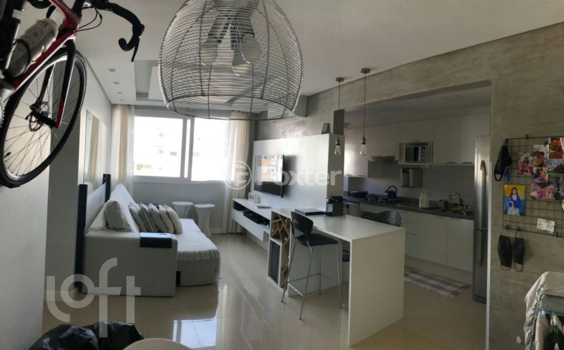 Apartamento à venda com 2 quartos, 62m² - Foto 4