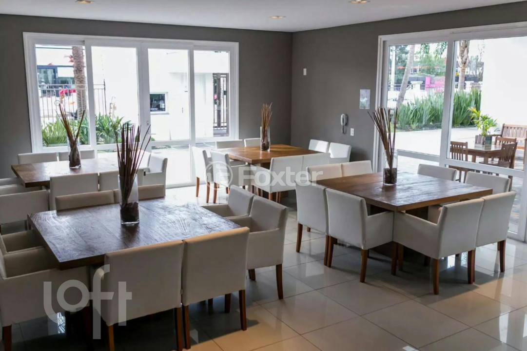 Apartamento à venda com 2 quartos, 62m² - Foto 13