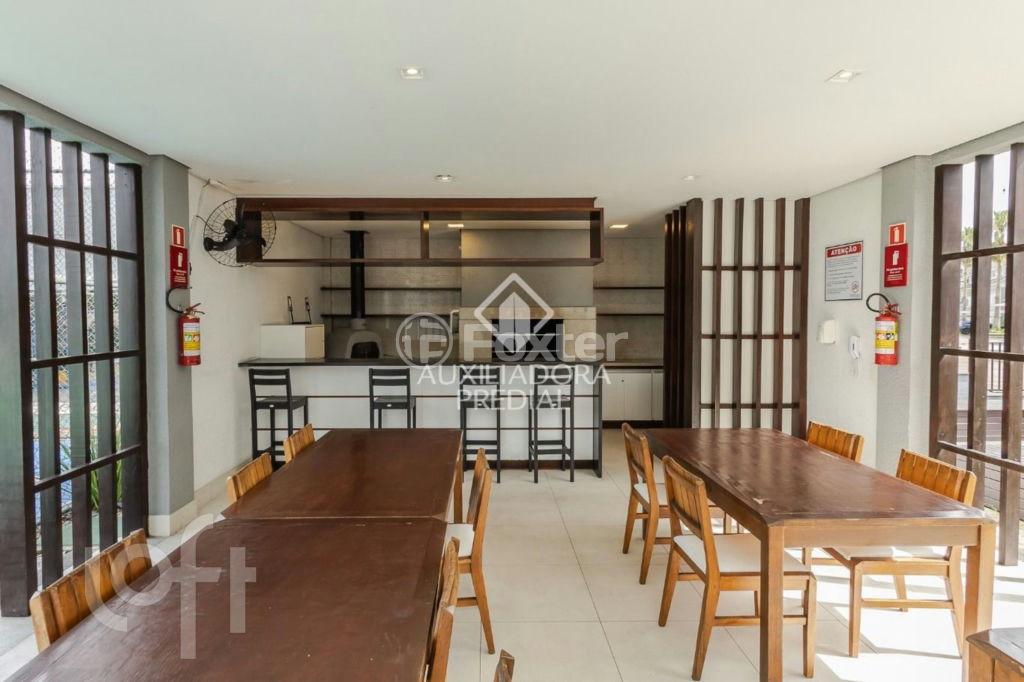 Casa de Condomínio à venda com 3 quartos, 218m² - Foto 42