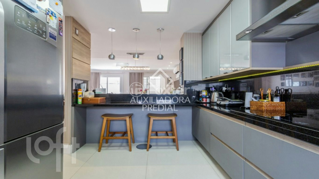 Casa de Condomínio à venda com 3 quartos, 218m² - Foto 7