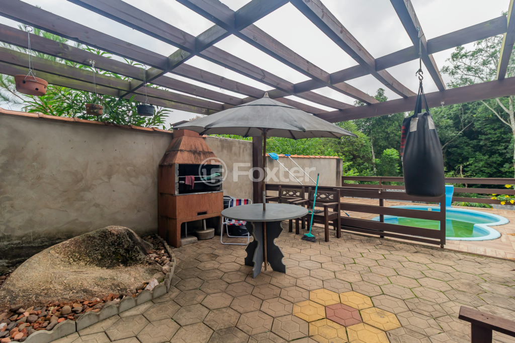 Casa à venda com 4 quartos, 188m² - Foto 37