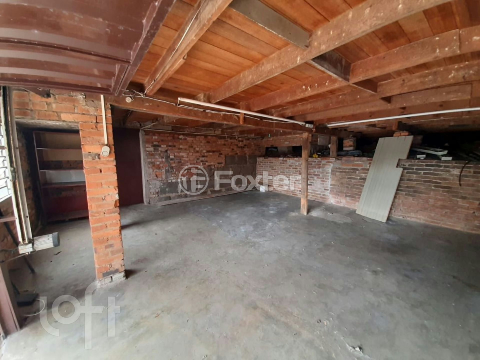 Casa à venda com 3 quartos, 224m² - Foto 11