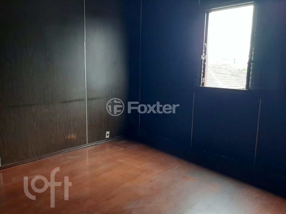 Casa à venda com 3 quartos, 224m² - Foto 2
