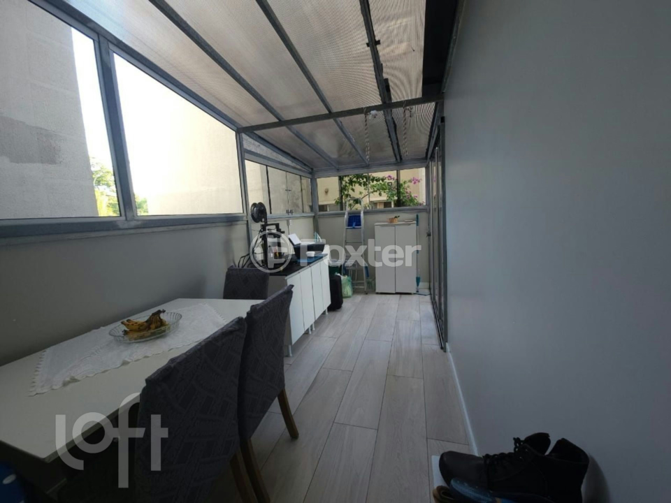 Apartamento à venda com 2 quartos, 68m² - Foto 4