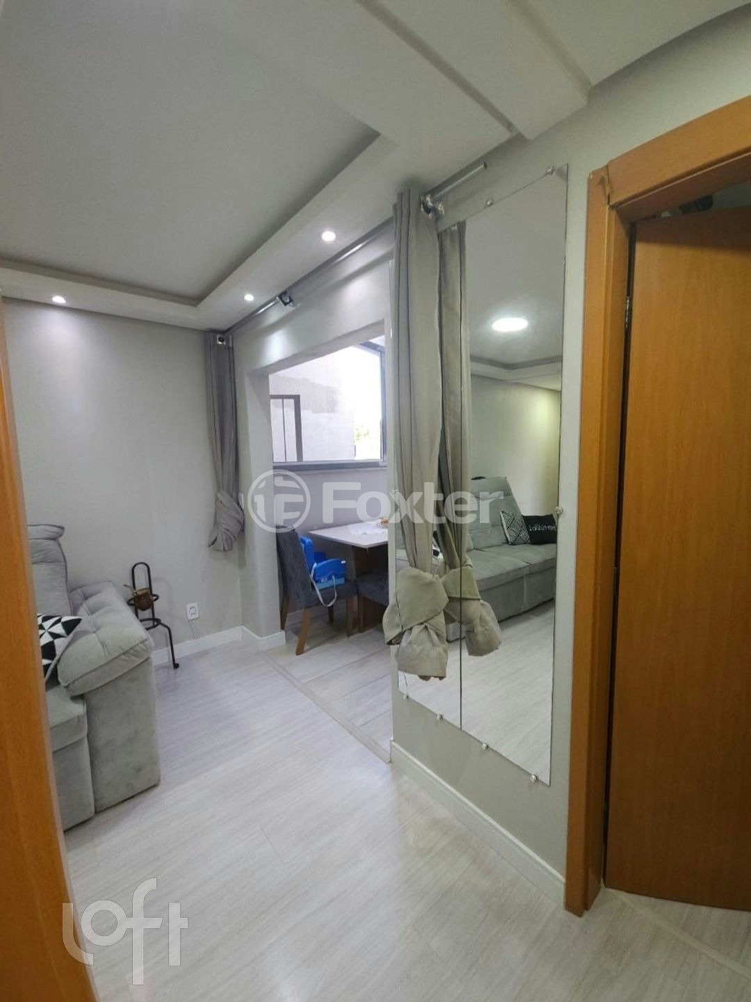 Apartamento à venda com 2 quartos, 68m² - Foto 2