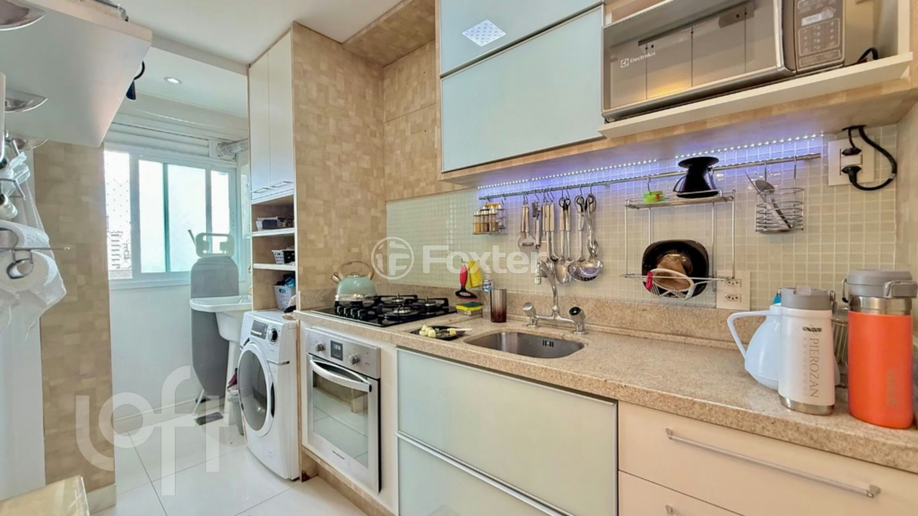 Apartamento à venda com 2 quartos, 67m² - Foto 10