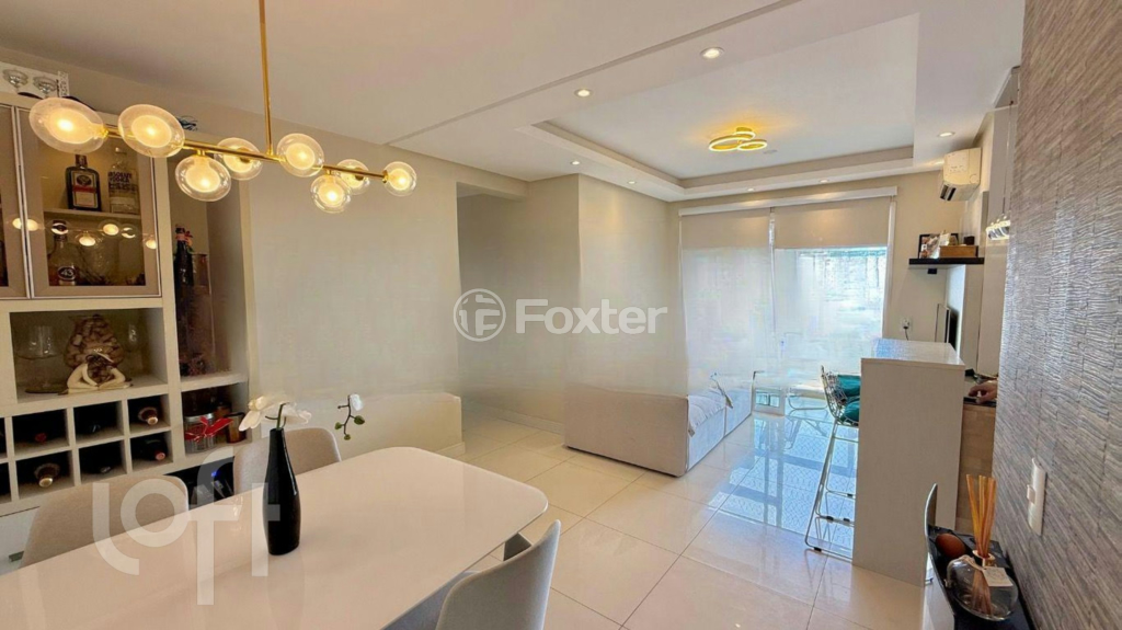 Apartamento à venda com 2 quartos, 67m² - Foto 21