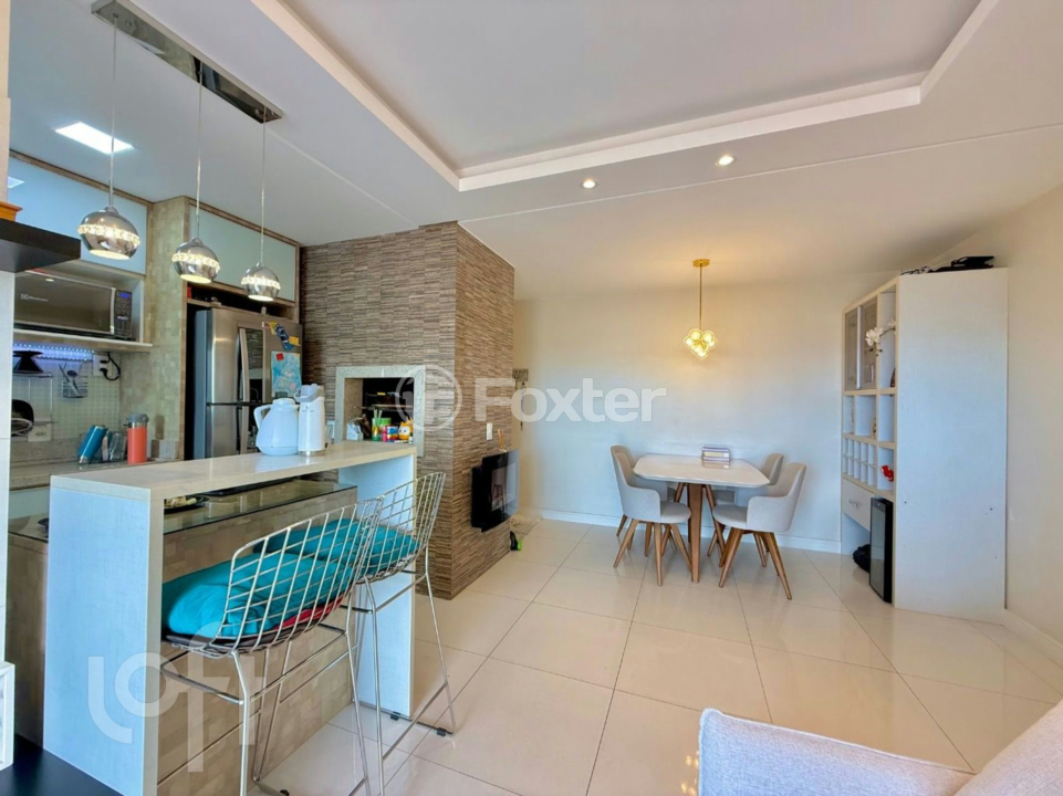 Apartamento à venda com 2 quartos, 67m² - Foto 4