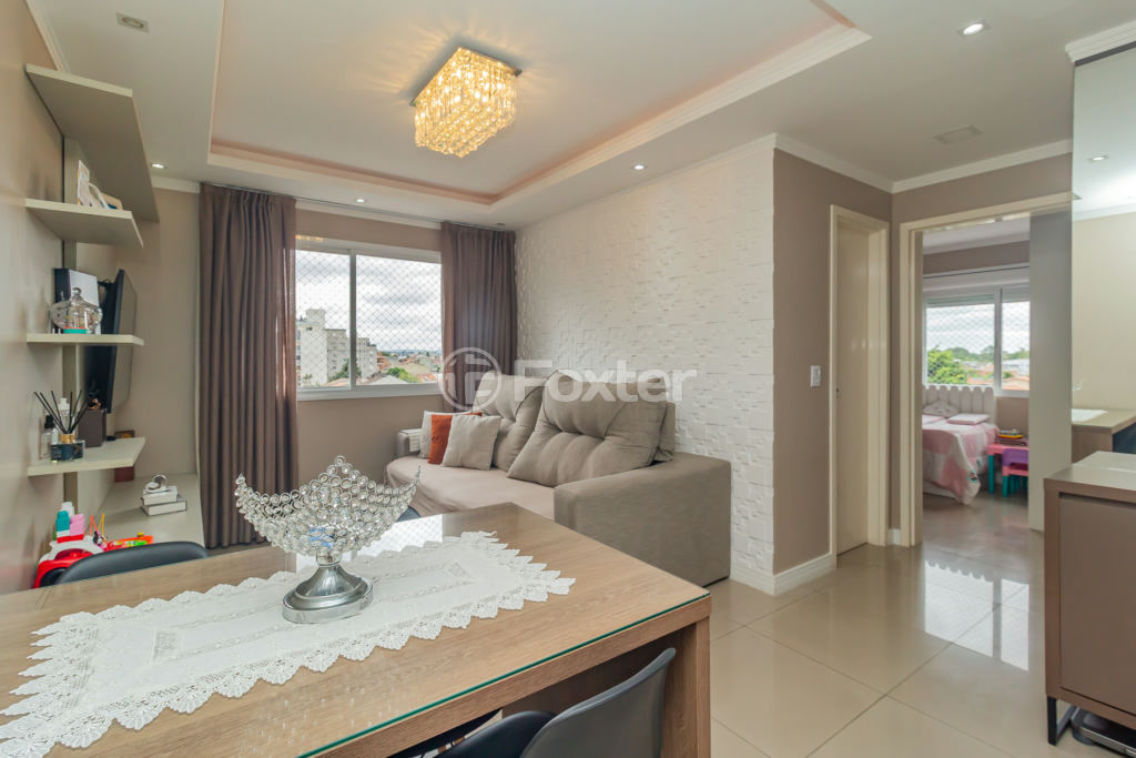 Apartamento à venda com 2 quartos, 61m² - Foto 1