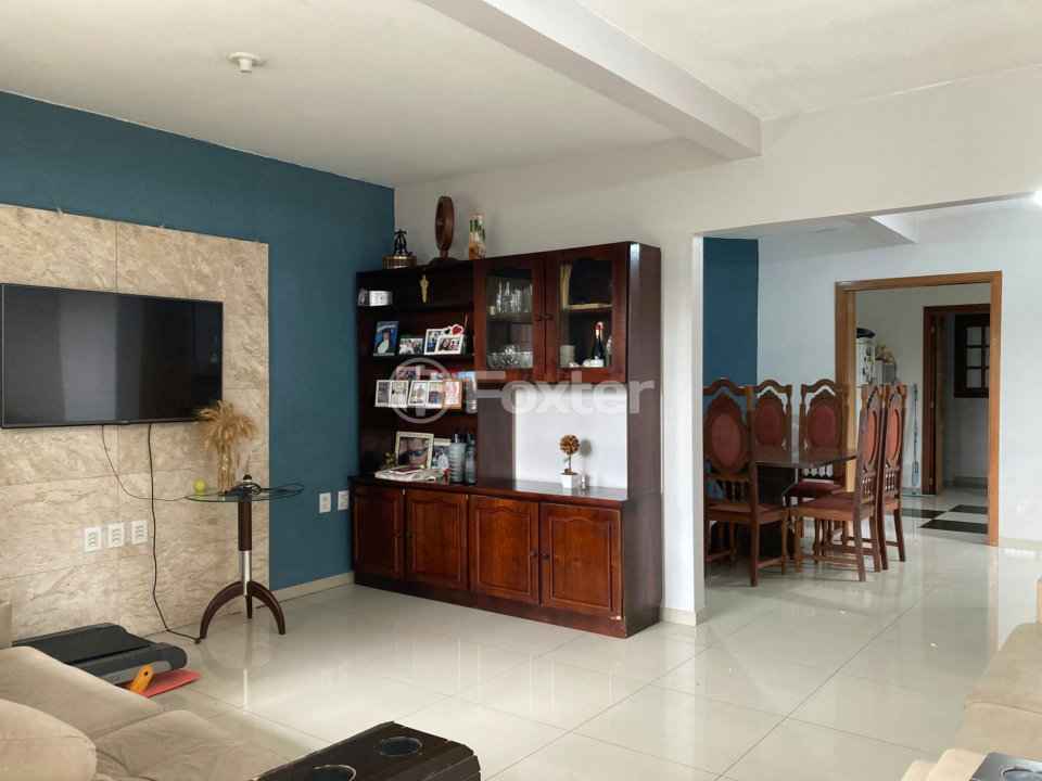 Casa à venda com 4 quartos, 194m² - Foto 2