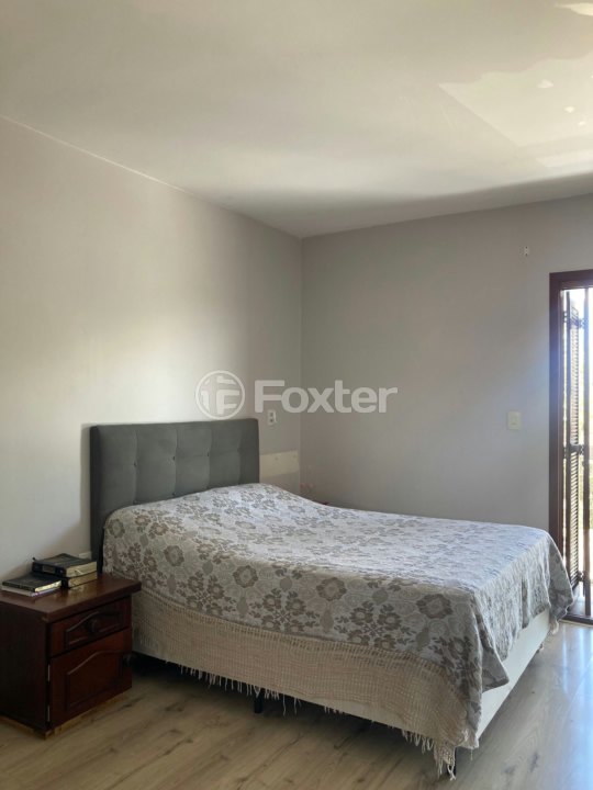 Casa à venda com 4 quartos, 194m² - Foto 16