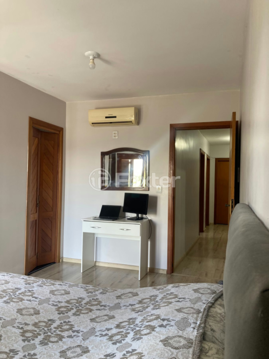 Casa à venda com 4 quartos, 194m² - Foto 18