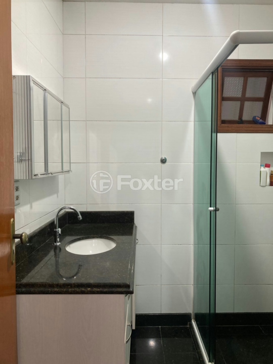 Casa à venda com 4 quartos, 194m² - Foto 32