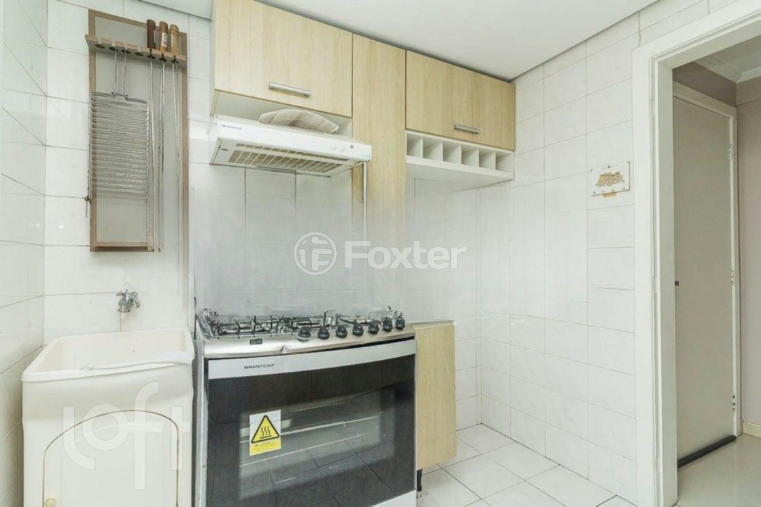 Apartamento à venda com 2 quartos, 75m² - Foto 7