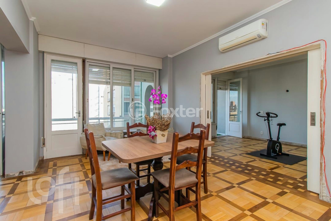 Apartamento à venda com 4 quartos, 232m² - Foto 2