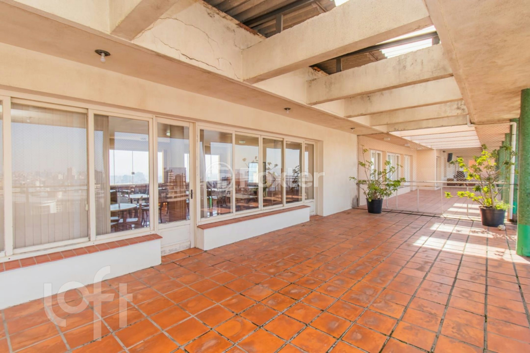 Apartamento à venda com 4 quartos, 232m² - Foto 21