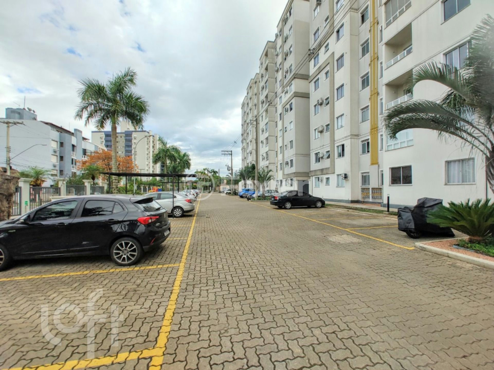 Apartamento à venda com 2 quartos, 50m² - Foto 12