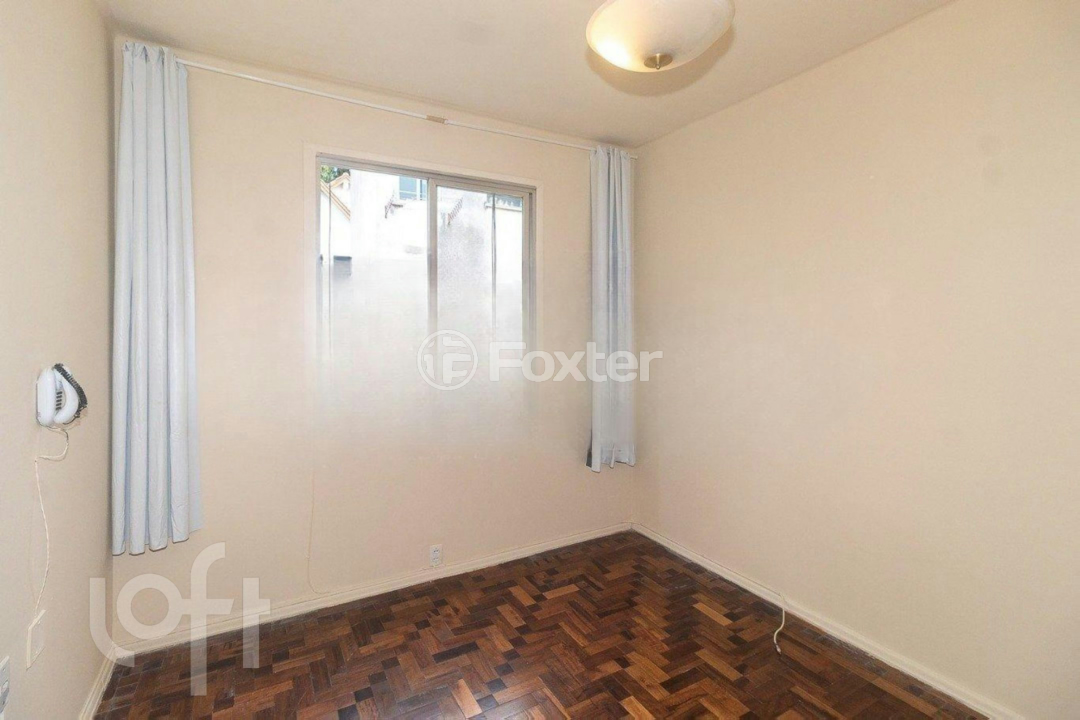 Apartamento à venda com 1 quarto, 34m² - Foto 1