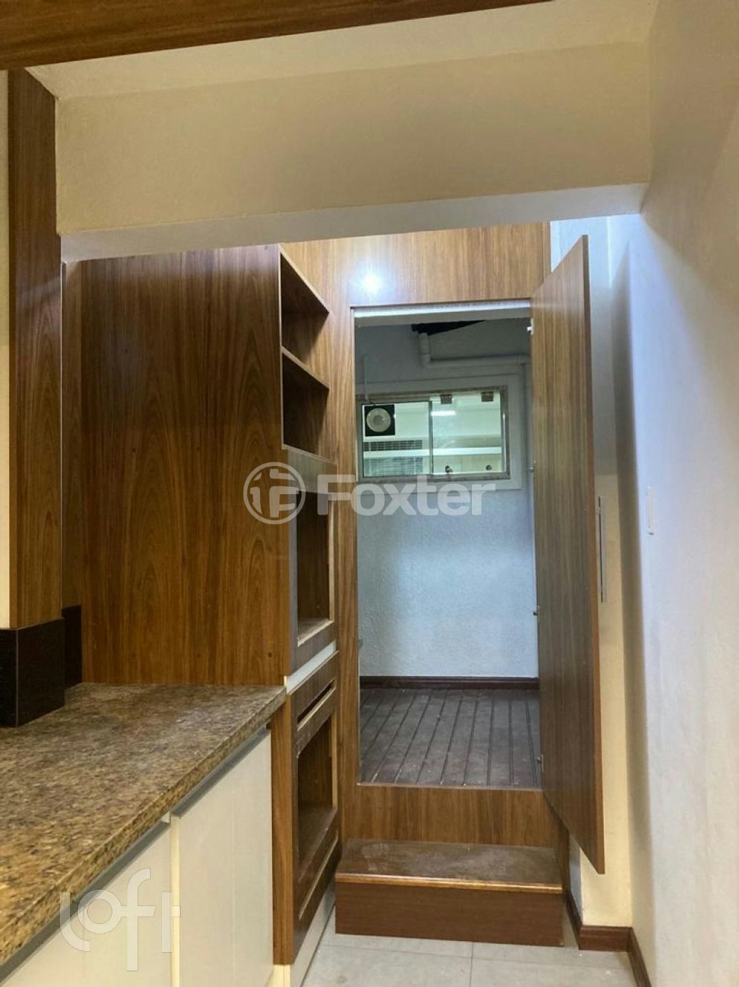 Apartamento à venda com 2 quartos, 80m² - Foto 3