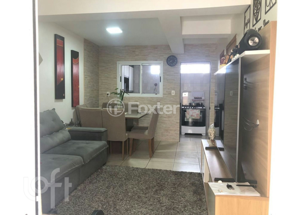 Casa à venda com 2 quartos, 110m² - Foto 1