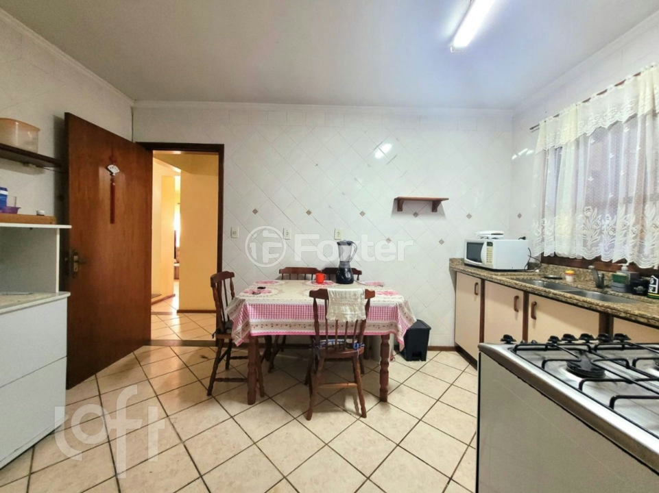 Casa à venda com 3 quartos, 130m² - Foto 10