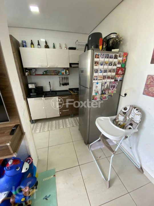 Apartamento à venda com 2 quartos, 60m² - Foto 9