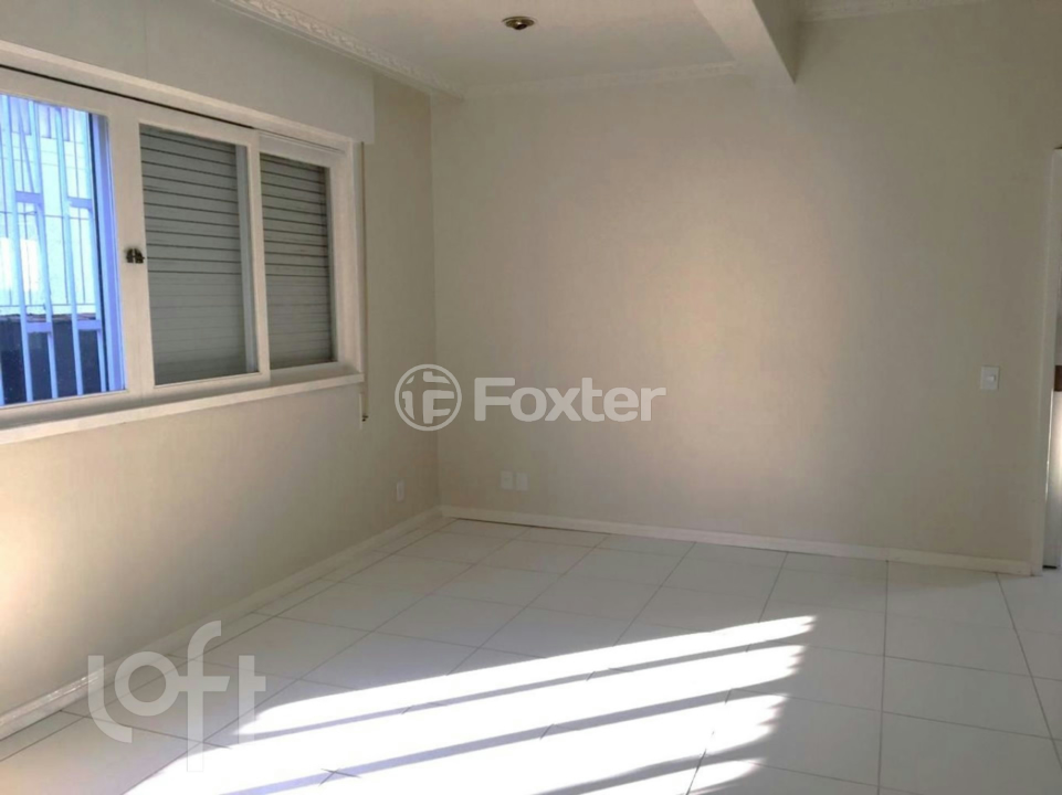 Casa à venda com 6 quartos, 306m² - Foto 2