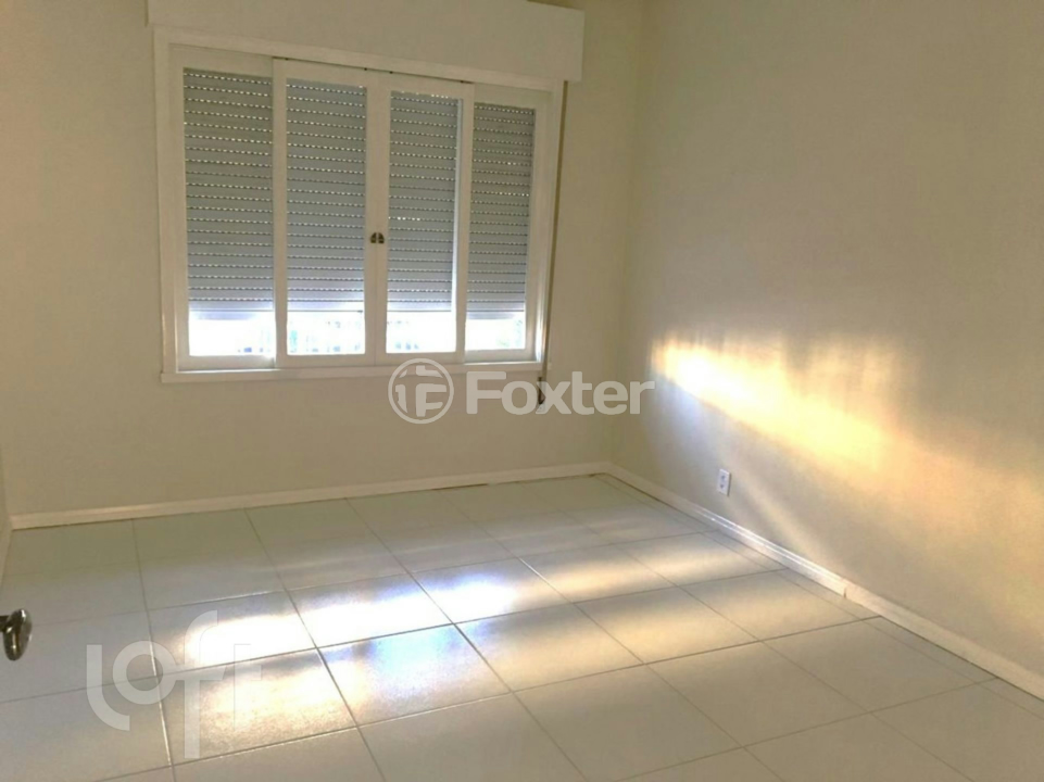 Casa à venda com 6 quartos, 306m² - Foto 3
