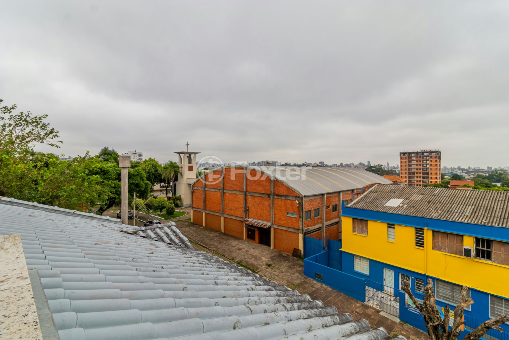 Casa à venda com 4 quartos, 400m² - Foto 34