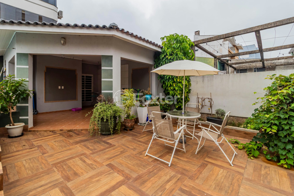 Casa à venda com 4 quartos, 400m² - Foto 59