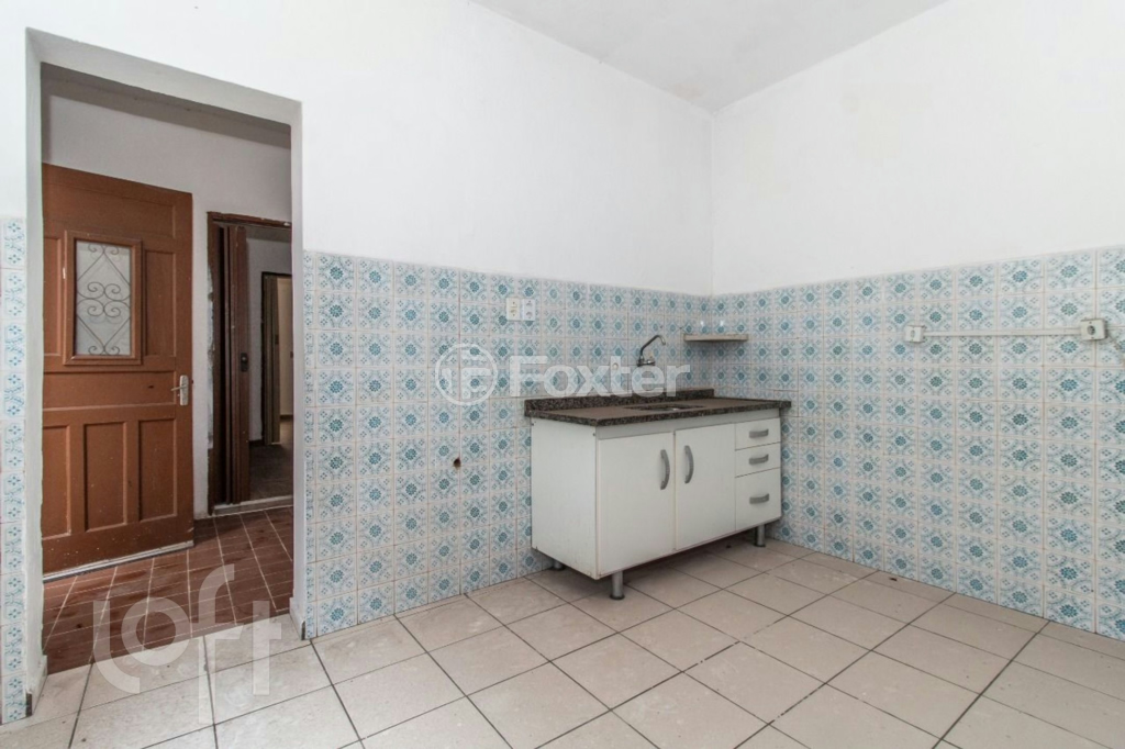 Casa à venda com 4 quartos, 168m² - Foto 7