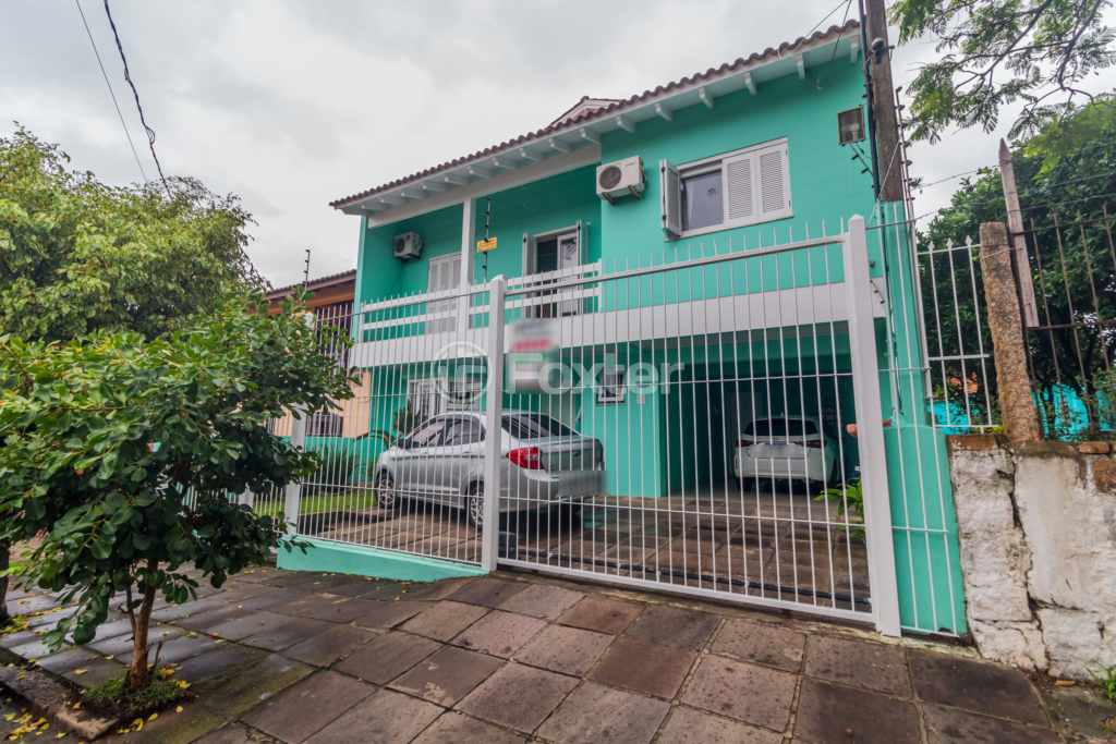 Casa à venda com 4 quartos, 300m² - Foto 3