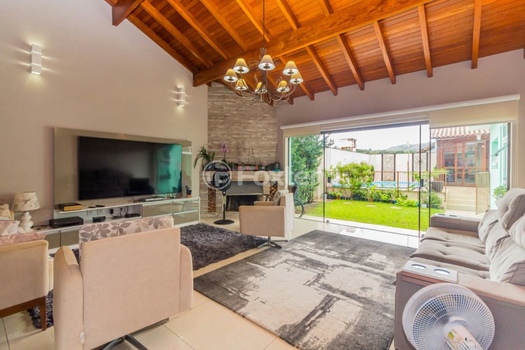 Casa à venda com 4 quartos, 300m² - Foto 6