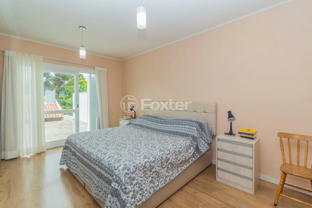 Casa à venda com 4 quartos, 300m² - Foto 24
