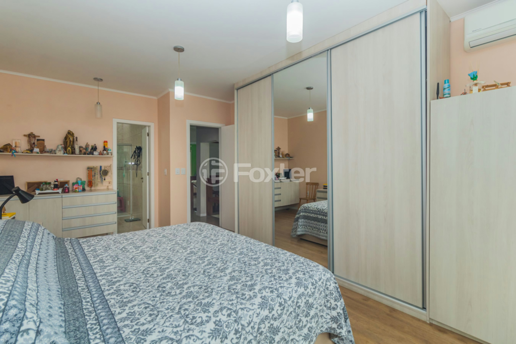 Casa à venda com 4 quartos, 300m² - Foto 26