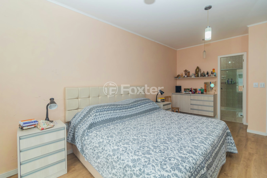 Casa à venda com 4 quartos, 300m² - Foto 27