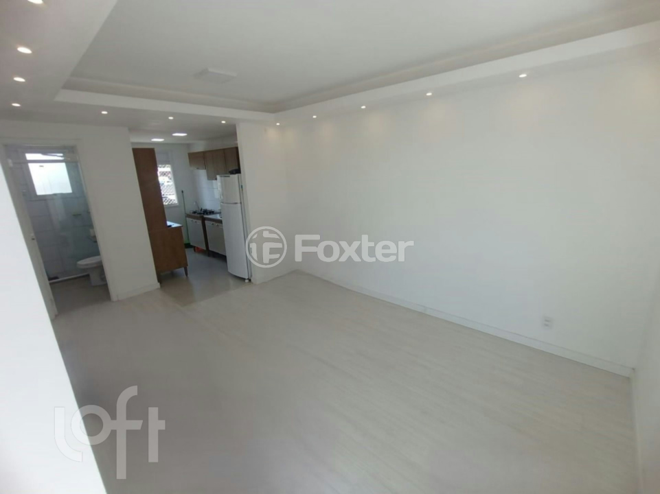 Apartamento à venda com 2 quartos, 44m² - Foto 2