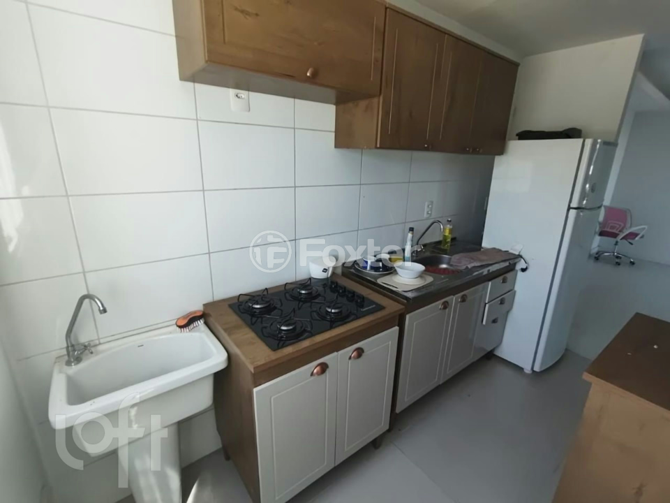 Apartamento à venda com 2 quartos, 44m² - Foto 7