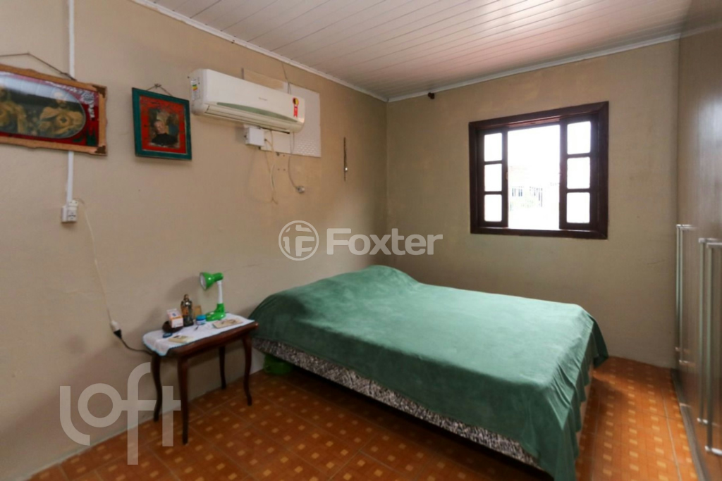 Casa à venda com 3 quartos, 70m² - Foto 4