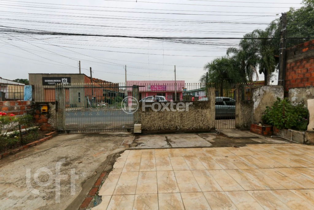 Casa à venda com 3 quartos, 70m² - Foto 1